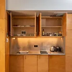 Mayer Loft Aparthotel 3*