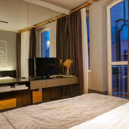 Mayer Loft מלון דירות 3*