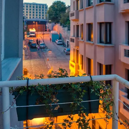 מלון דירות Mayer Loft 3*